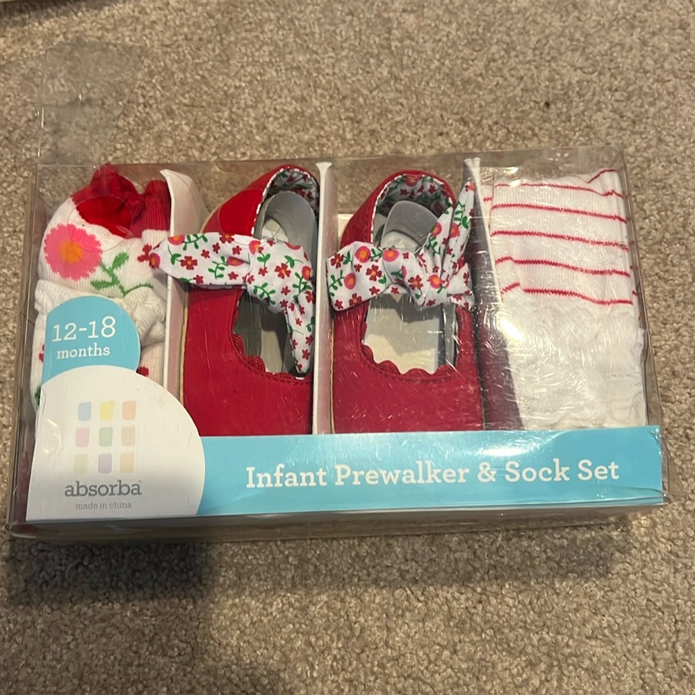 Infant prewalker and sock set